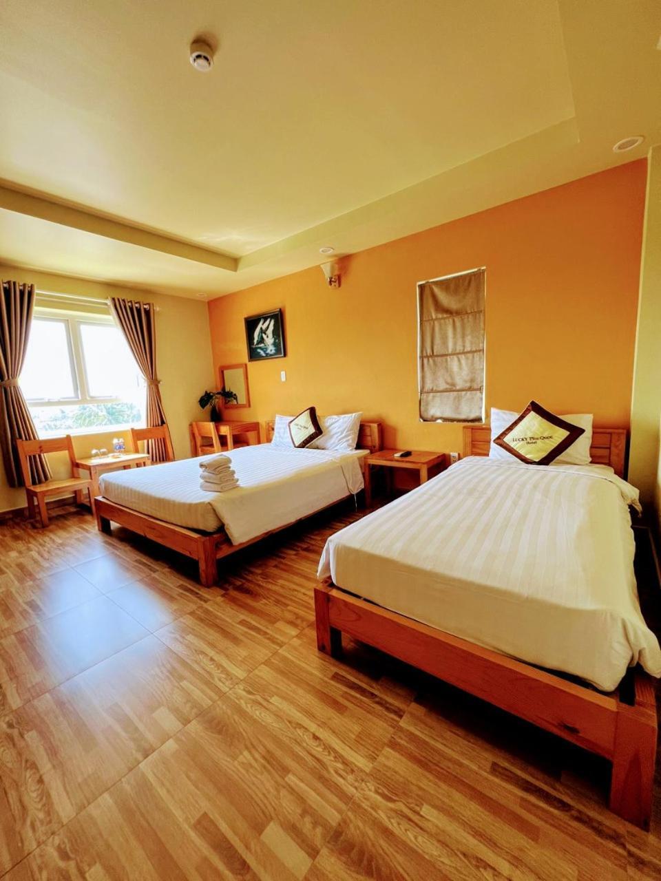 Lucky Phu Quoc Hotel Екстериор снимка