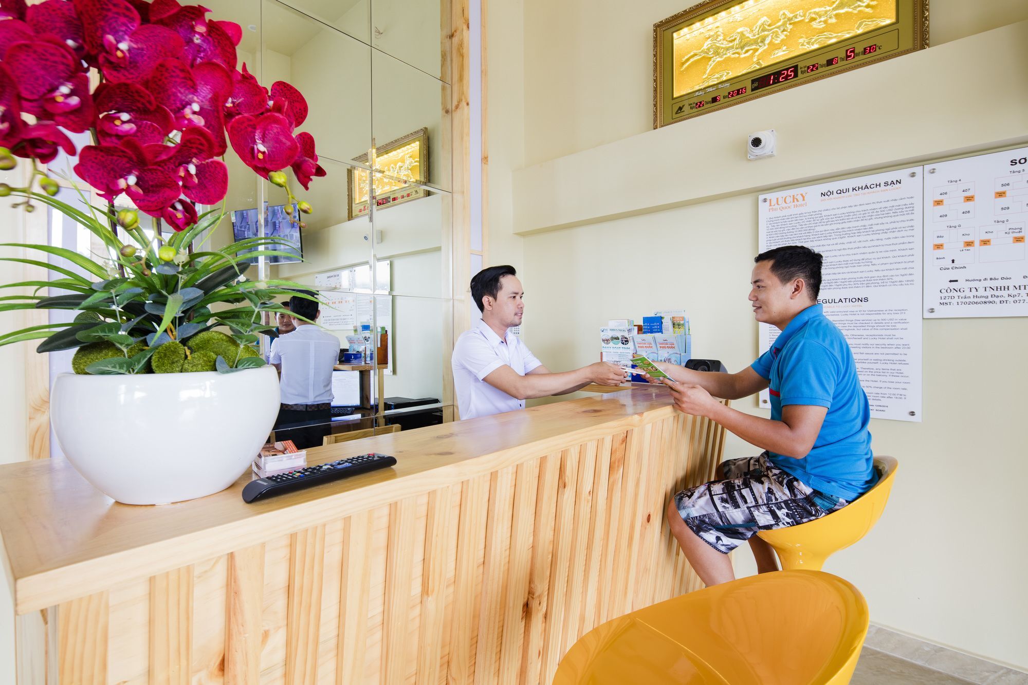 Lucky Phu Quoc Hotel Екстериор снимка